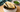 Vegetarische Gyoza mit Gemüsefüllung und würzigem Dip